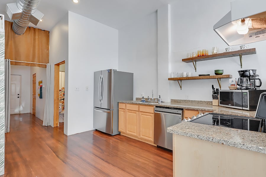 Furnished Finder property 557265_1 photo 9