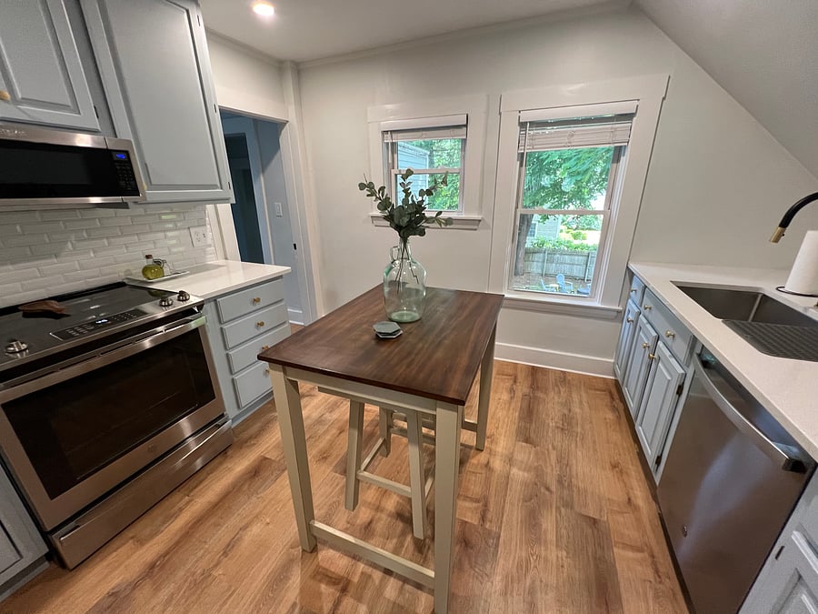 Furnished Finder property 557351_1 photo 6