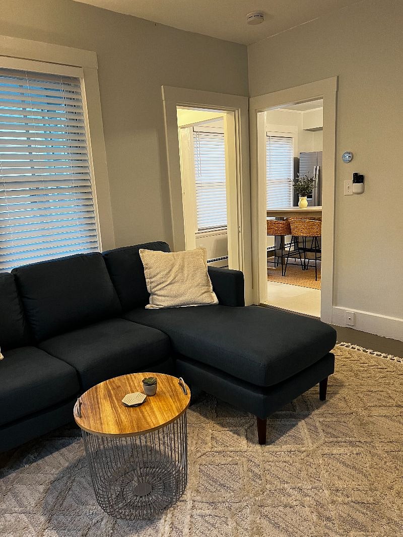 Furnished Finder property 557351_2 photo 8