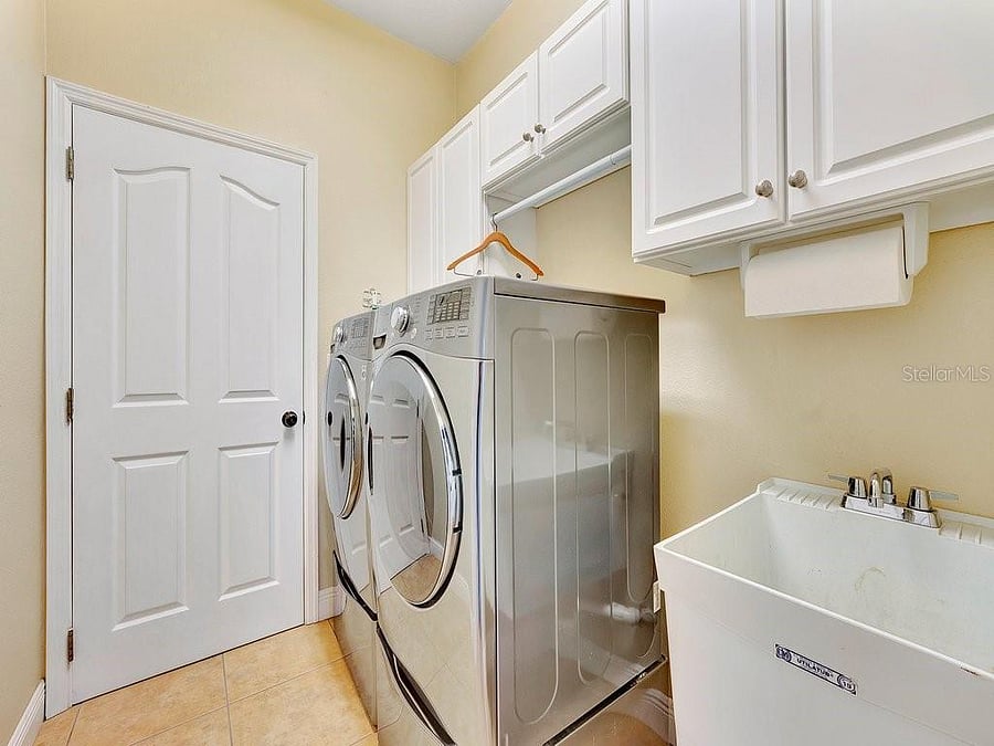 Furnished Finder property 557354_2 photo 6