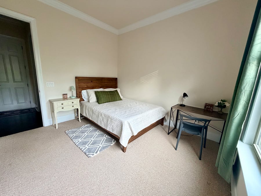 Furnished Finder property 557364_1 photo 4