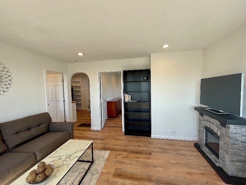 Furnished Finder property 557371_1 photo 3