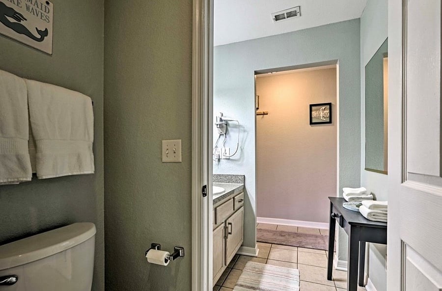 Furnished Finder property 557390_1 photo 12