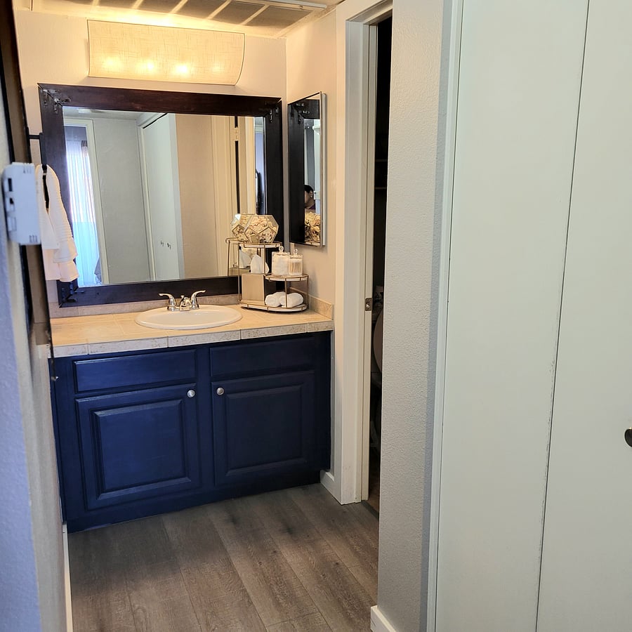 Furnished Finder property 557400_1 photo 11