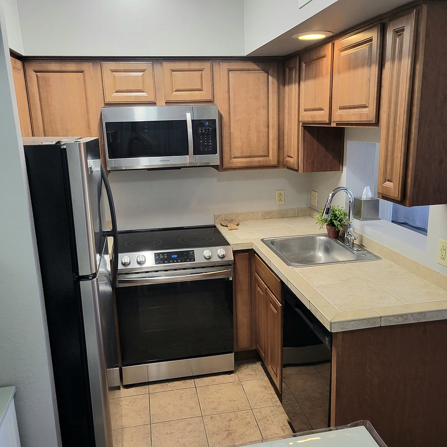 Furnished Finder property 557400_1 photo 5