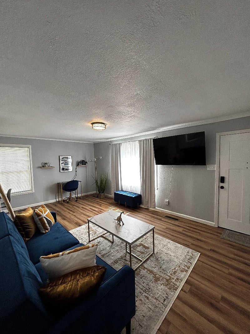 Furnished Finder property 557410_1 photo 3