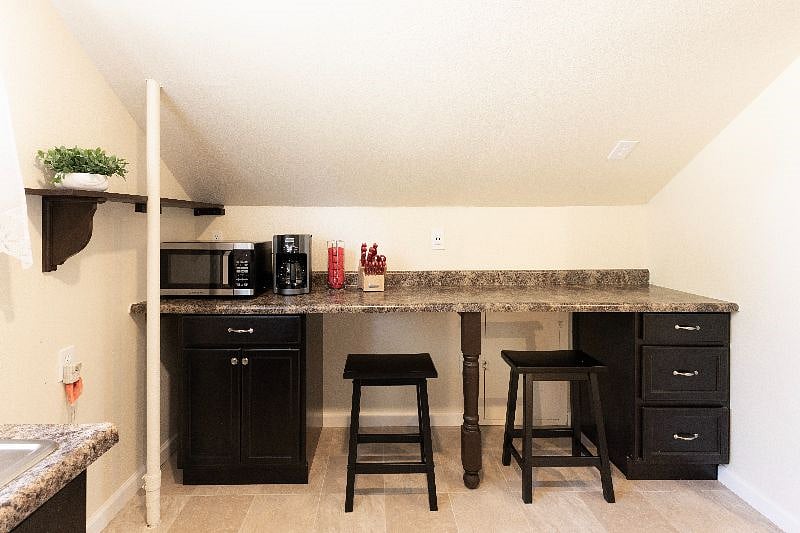 Furnished Finder property 557424_1 photo 9