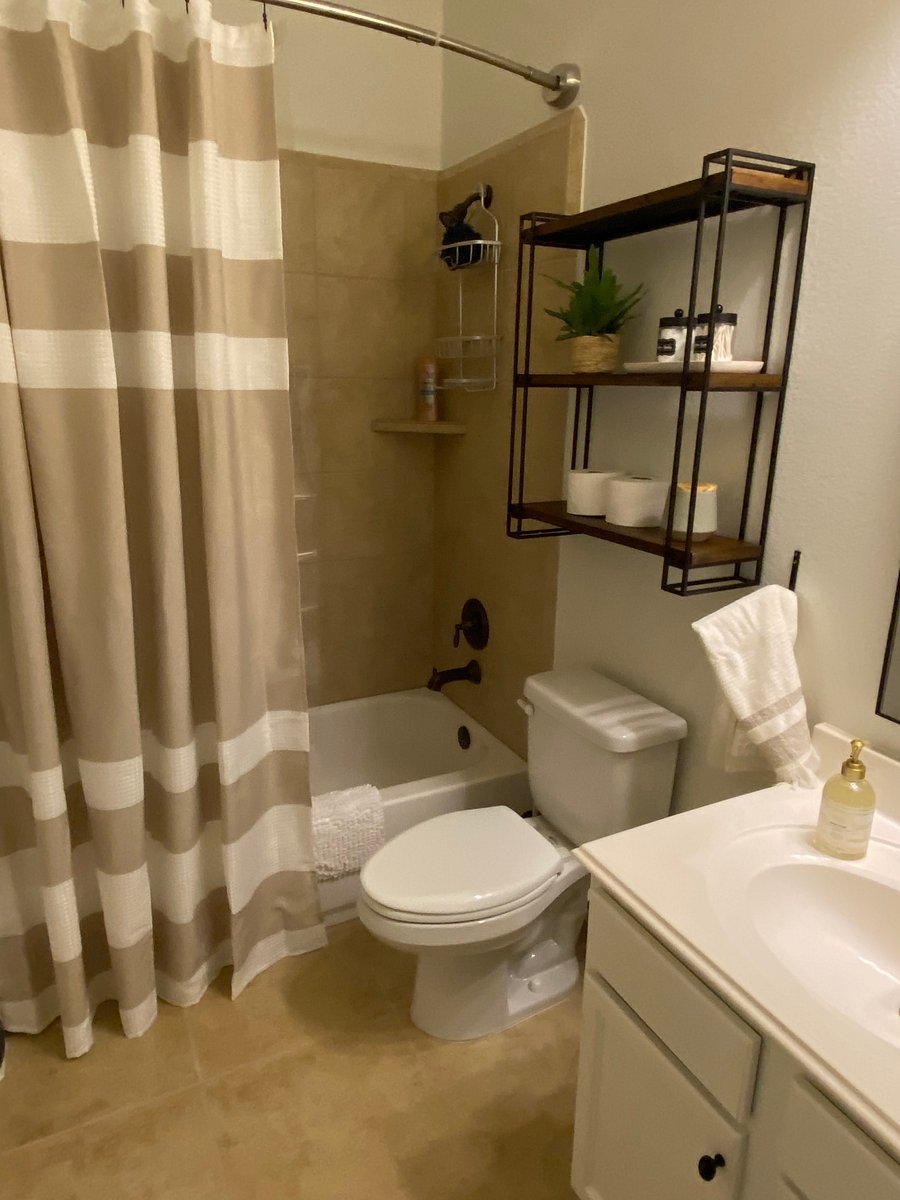 Furnished Finder property 557444_1 photo 13