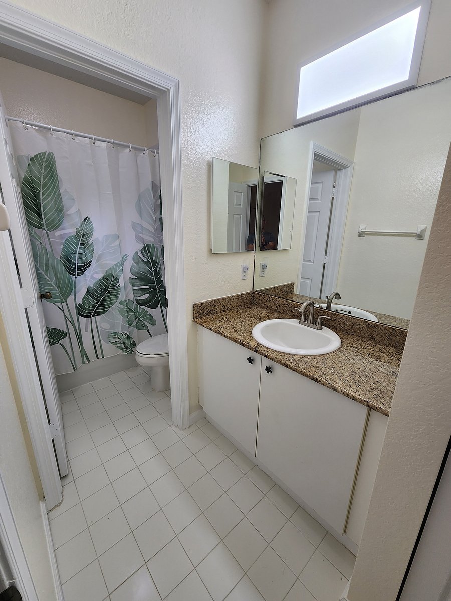 Primary Bedroom Suite Bathroom
