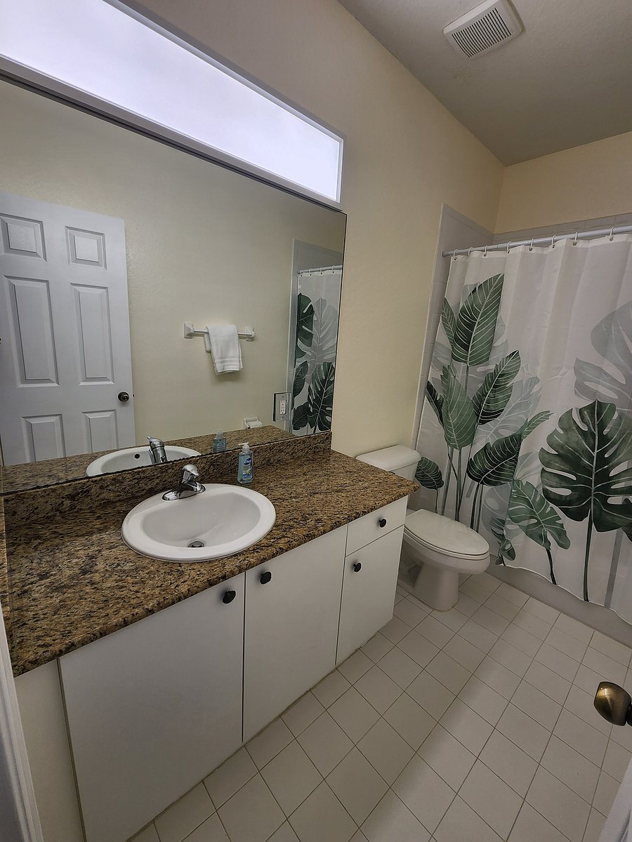 Second Full Bathroom