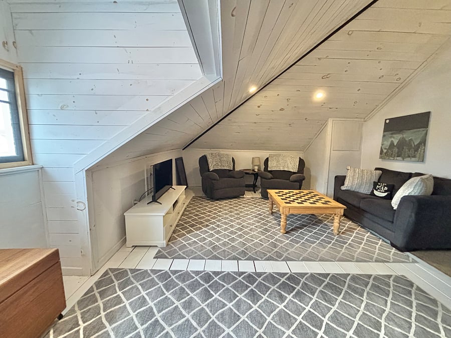 Furnished Finder property 557470_1 photo 24