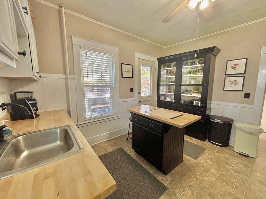 Furnished Finder property 557470_2 photo 9