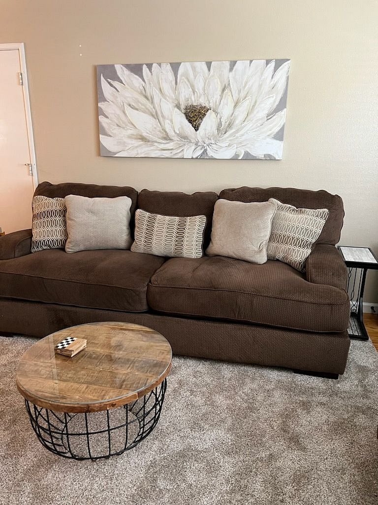 Furnished Finder property 557474_1 photo 3