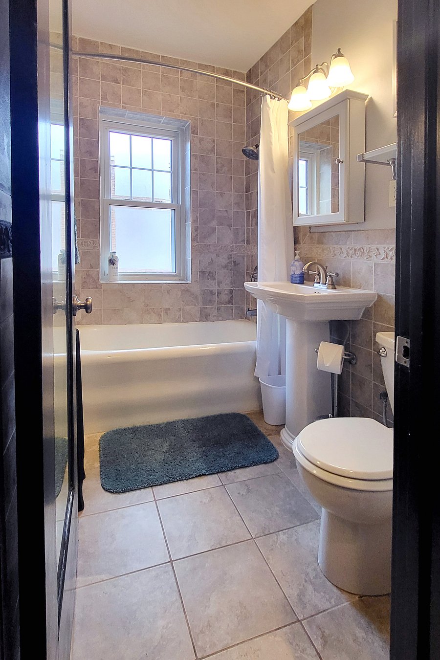 Furnished Finder property 557549_1 photo 9