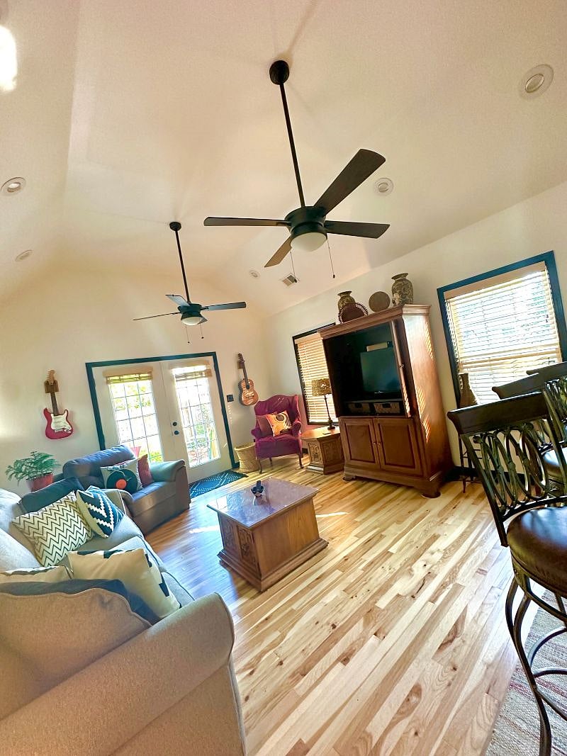 Furnished Finder property 557552_1 photo 8