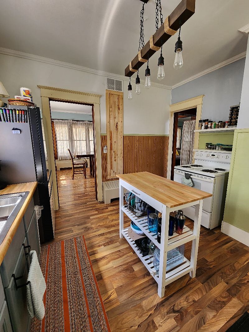 Furnished Finder property 557574_1 photo 12