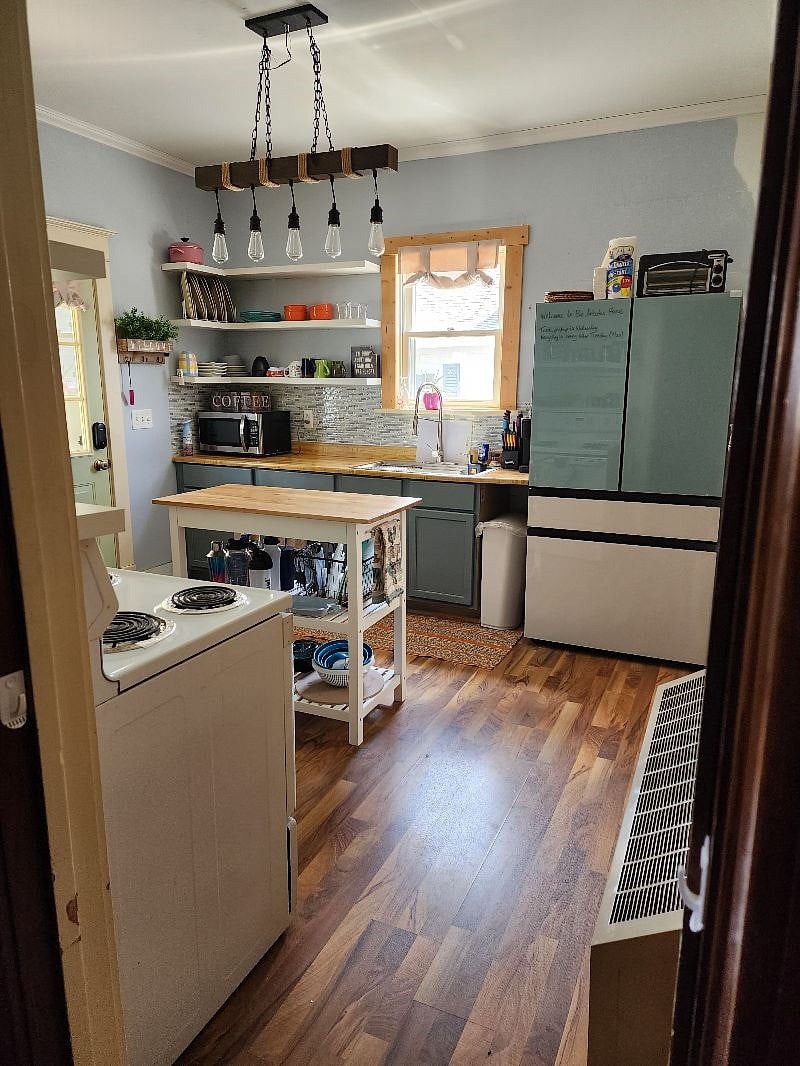 Furnished Finder property 557574_1 photo 13