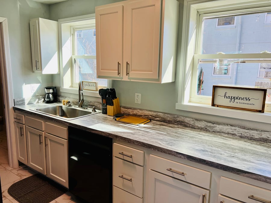 Furnished Finder property 557576_1 photo 2