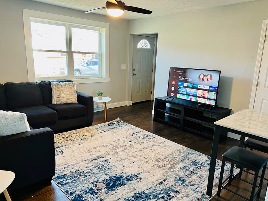 Furnished Finder property 557576_1 photo 1