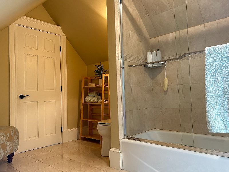 Furnished Finder property 557577_3 photo 3