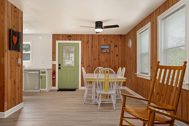 Furnished Finder property 557581_1 photo 12
