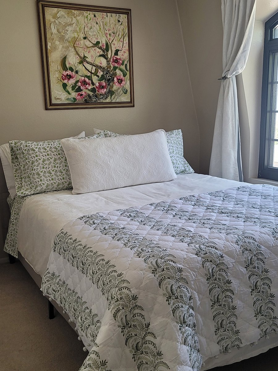 Furnished Finder property 557601_1 photo 13