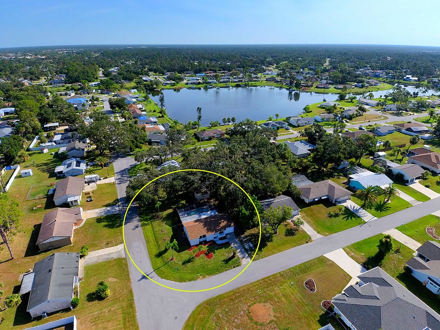 Furnished Finder property 557607_1 photo 16