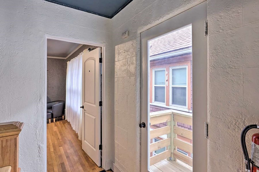 Furnished Finder property 557610_1 photo 17