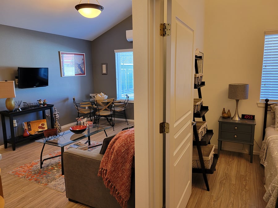 Furnished Finder property 557678_1 photo 9
