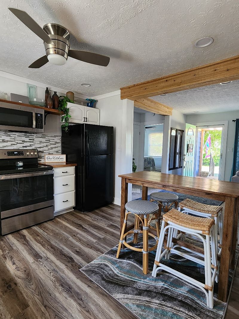 Furnished Finder property 557684_1 photo 9