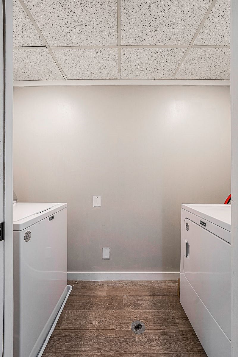 In-unit laundry facility so you don't have to share with anyone!