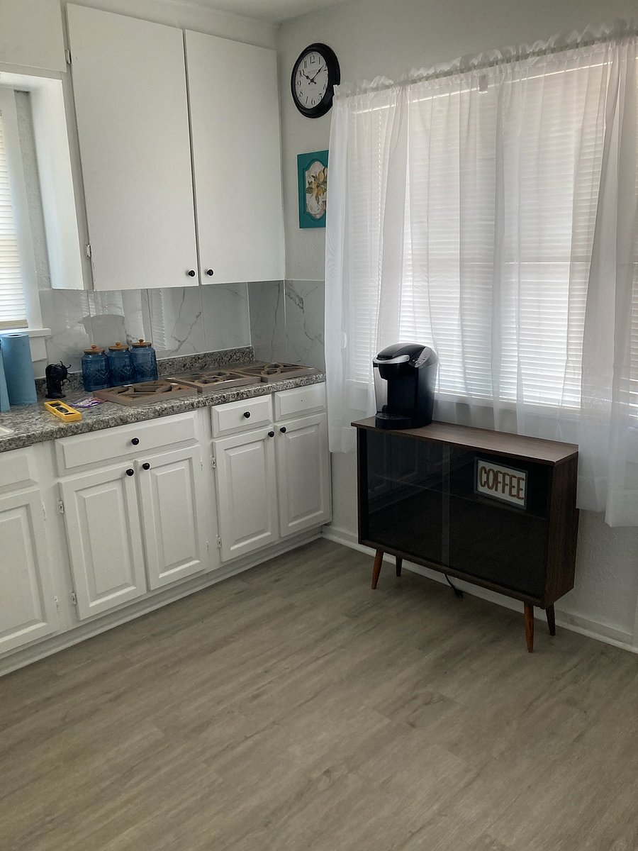 Furnished Finder property 557804_1 photo 3