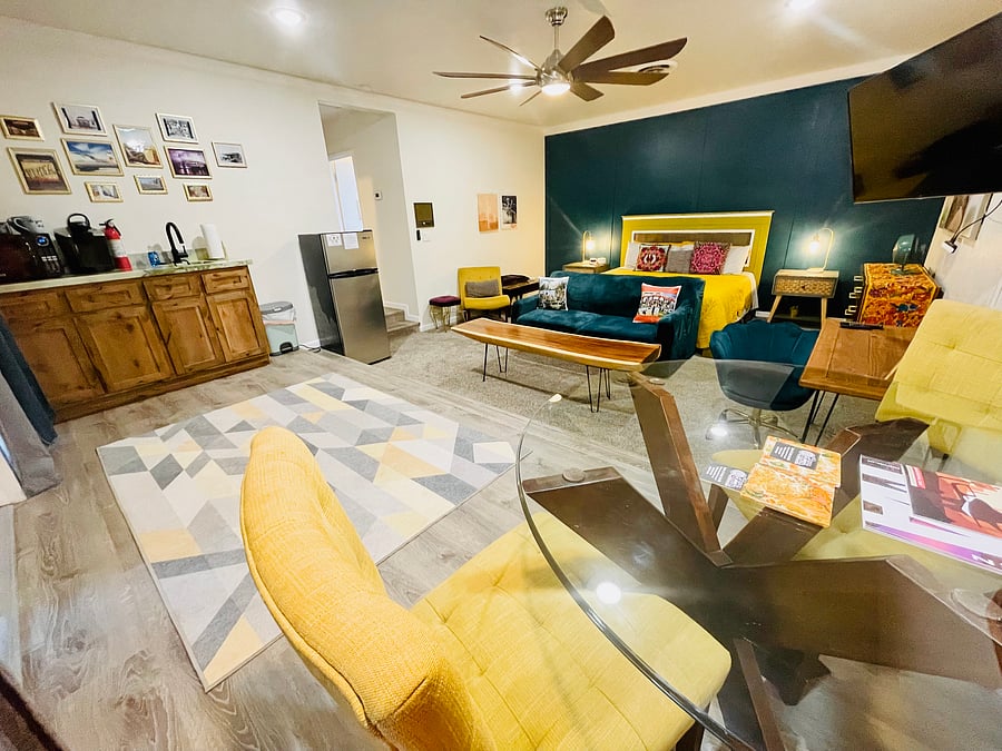 Furnished Finder property 557820_1 photo 1