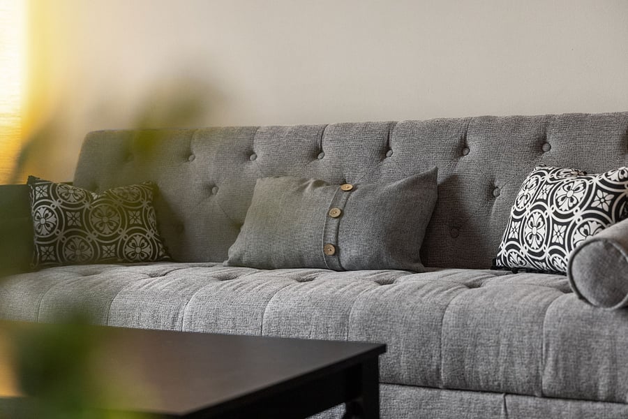 Couch & Futon