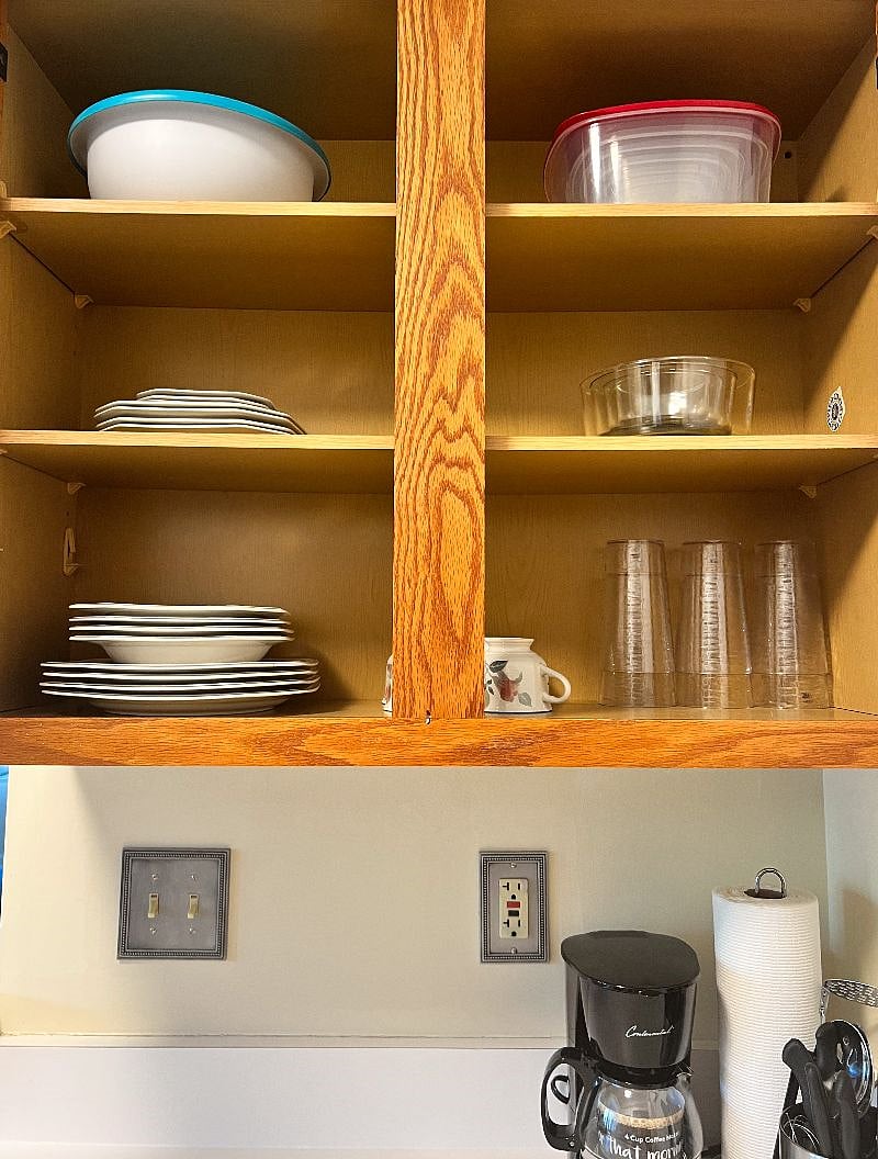 Full set of dishware & coffee maker