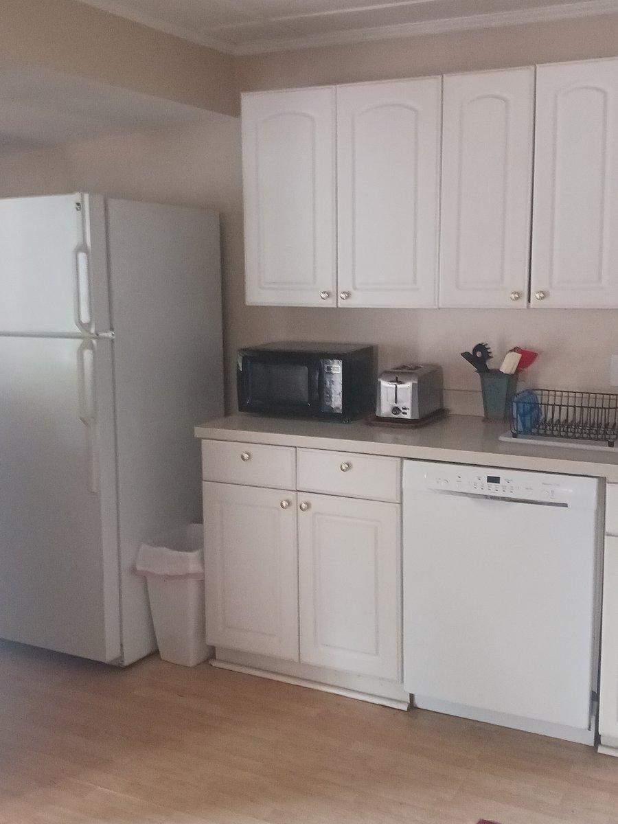 Furnished Finder property 557864_3 photo 4