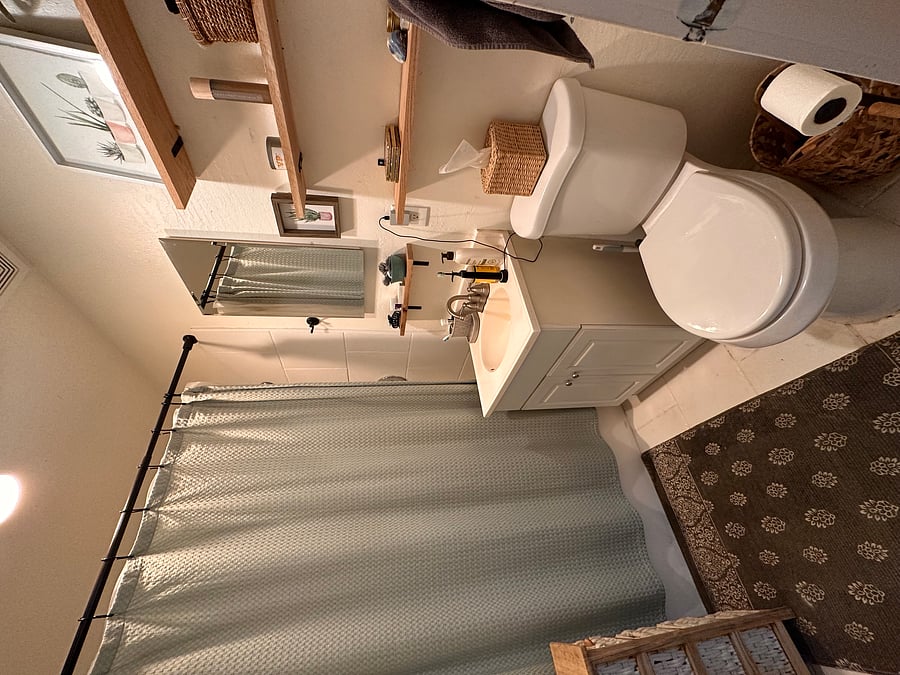 Furnished Finder property 557901_1 photo 13