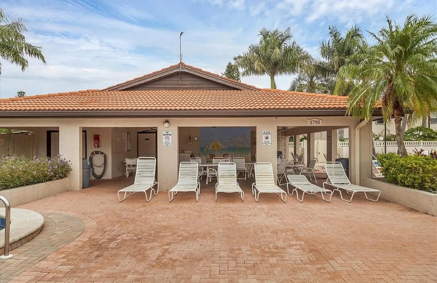 Furnished Finder property 557909_1 photo 31