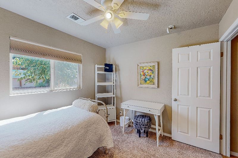 Furnished Finder property 557915_1 photo 22