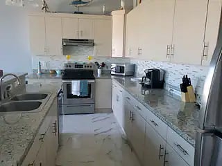 Furnished Finder property 557931_1 photo 8