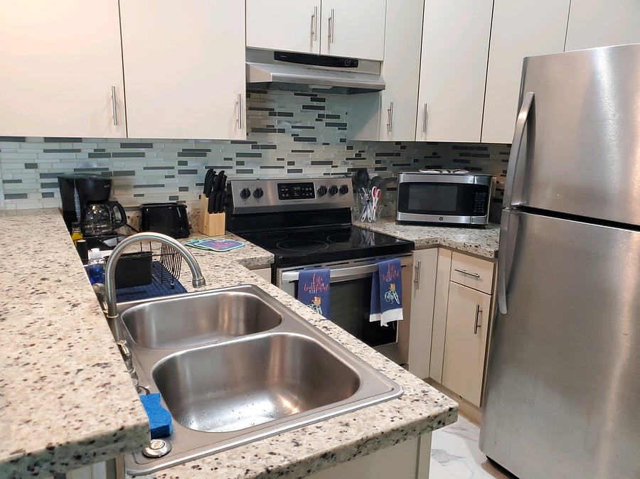 Furnished Finder property 557931_3 photo 11