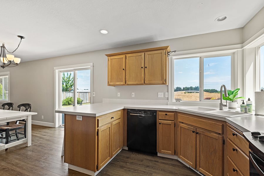 Furnished Finder property 557942_1 photo 11