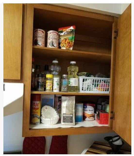 Basic pantry items for your use. Please replace as you use.