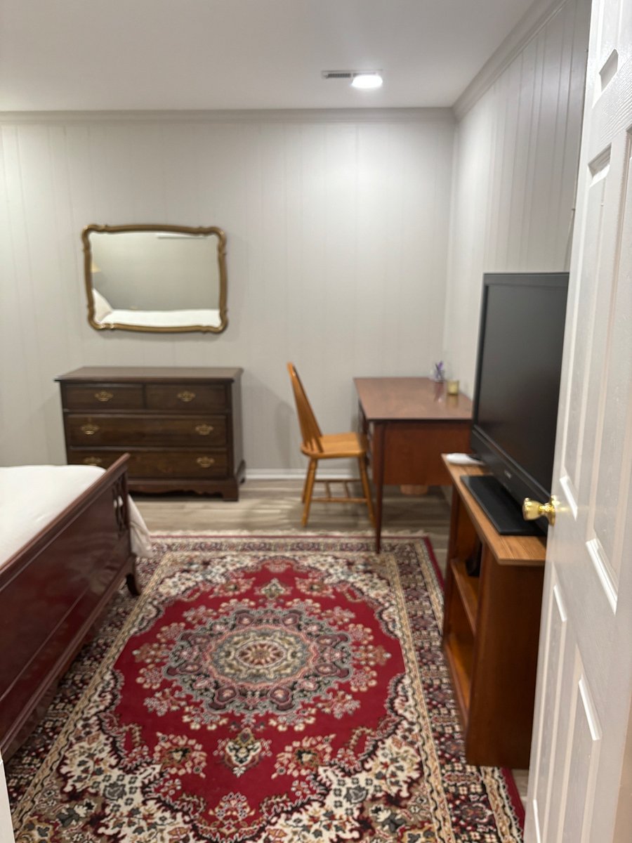 Furnished Finder property 558038_1 photo 8
