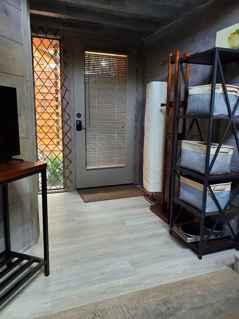 Furnished Finder property 558056_1 photo 8