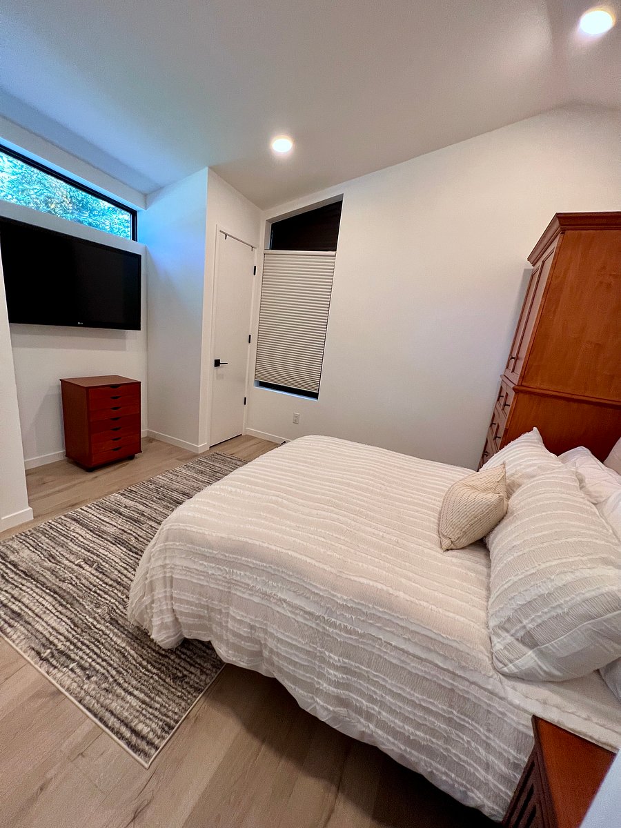 Furnished Finder property 558088_1 photo 23