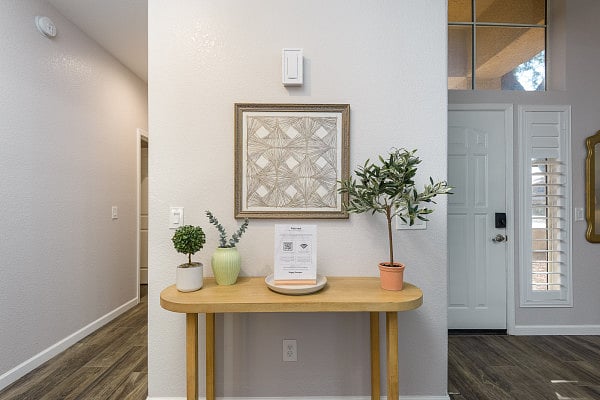 Furnished Finder property 558098_1 photo 6