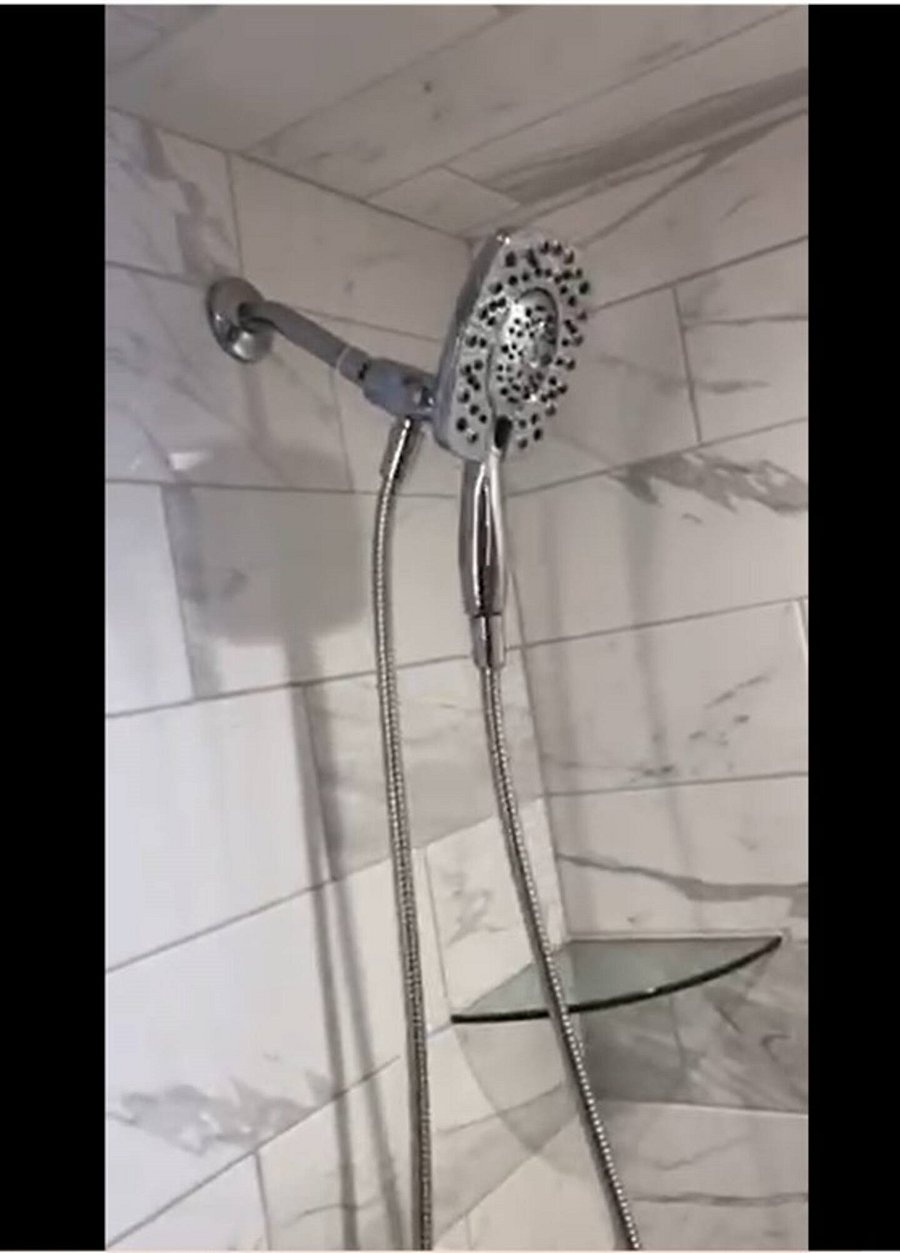 Main Bathroom shower
