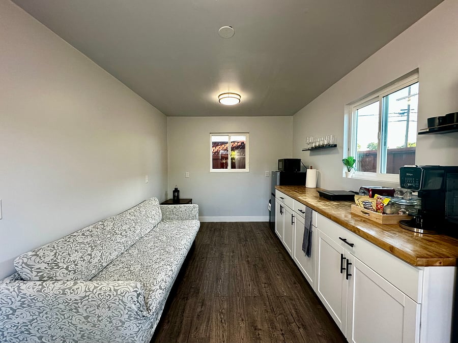 Furnished Finder property 558144_1 photo 33