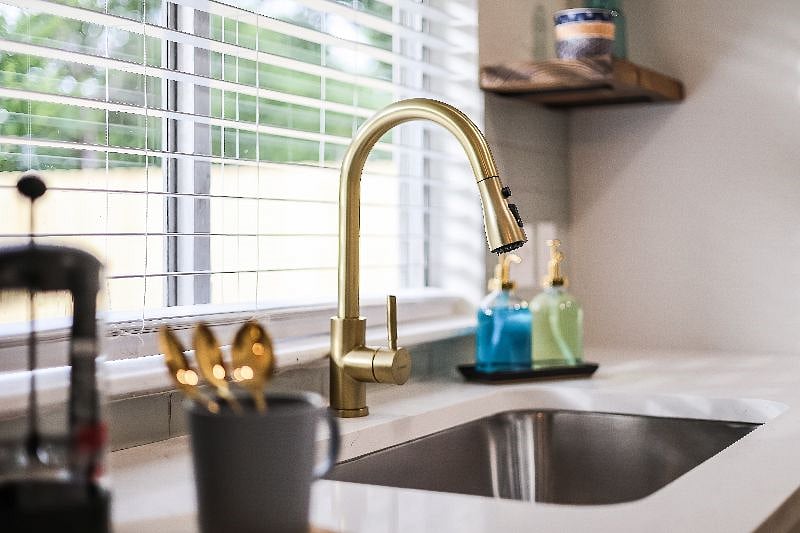 Kitchen - Deep sink and a coffee maker for you morning coffee.